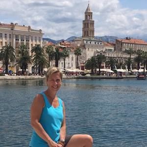 Meet your Posher, Janice